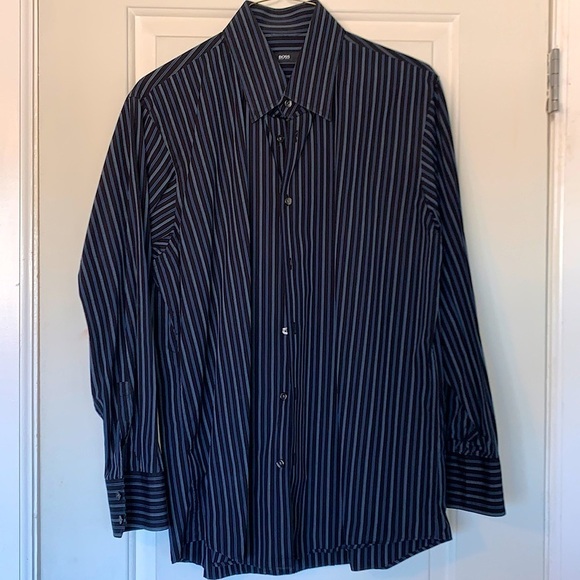 Mens Hugo Boss Navy Blue Striped Dress Shirt. Neck Size 16.5”  32/33 - Picture 1 of 4